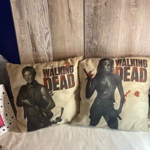 EUC Walking Dead throw pillows
